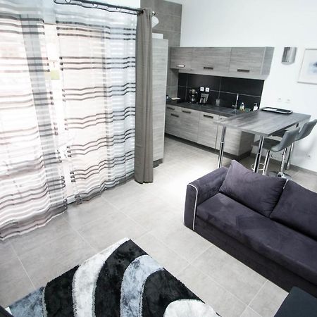 Nuitee En Appartement Marignier Eksteriør billede